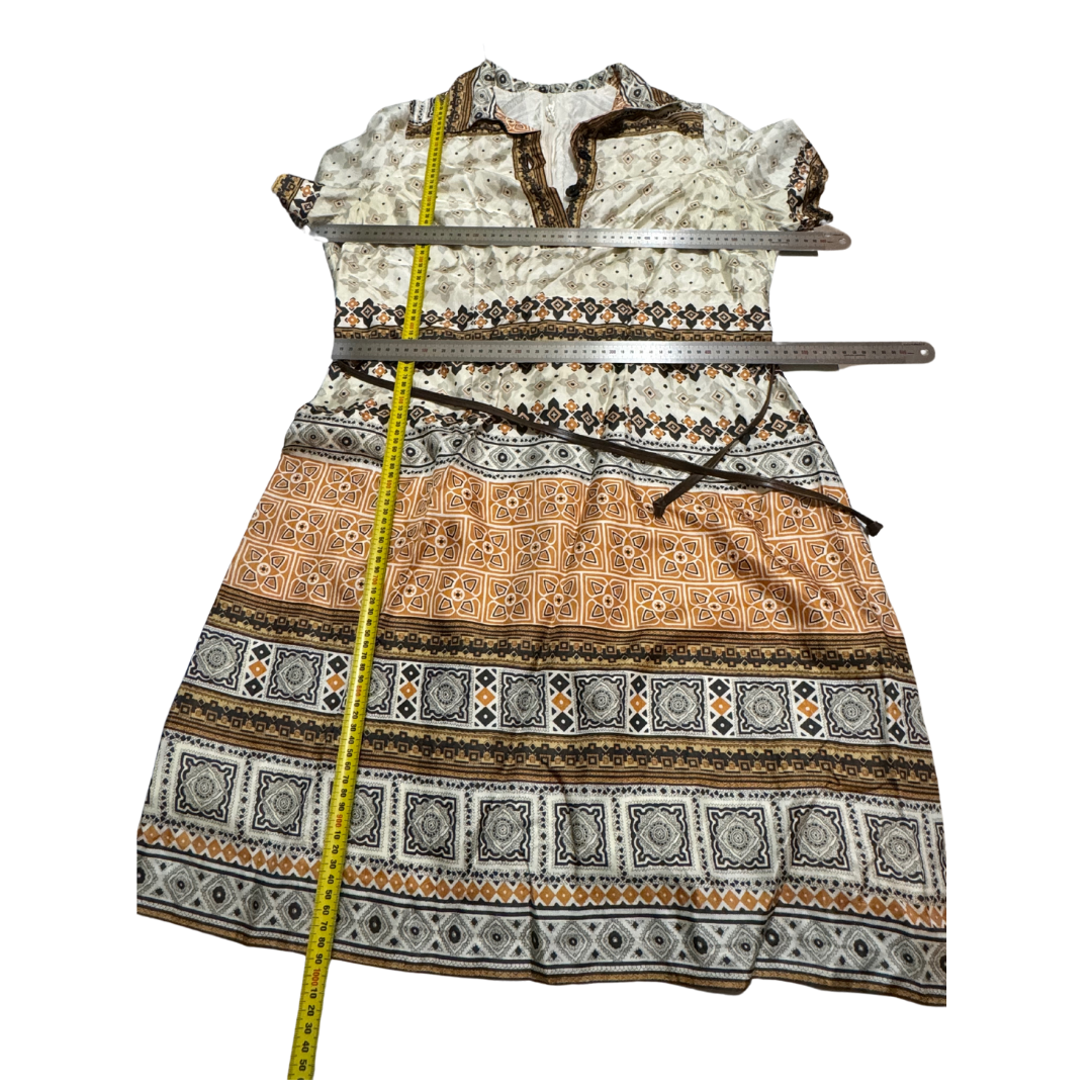 Vintage 1970s secretary boho print dress