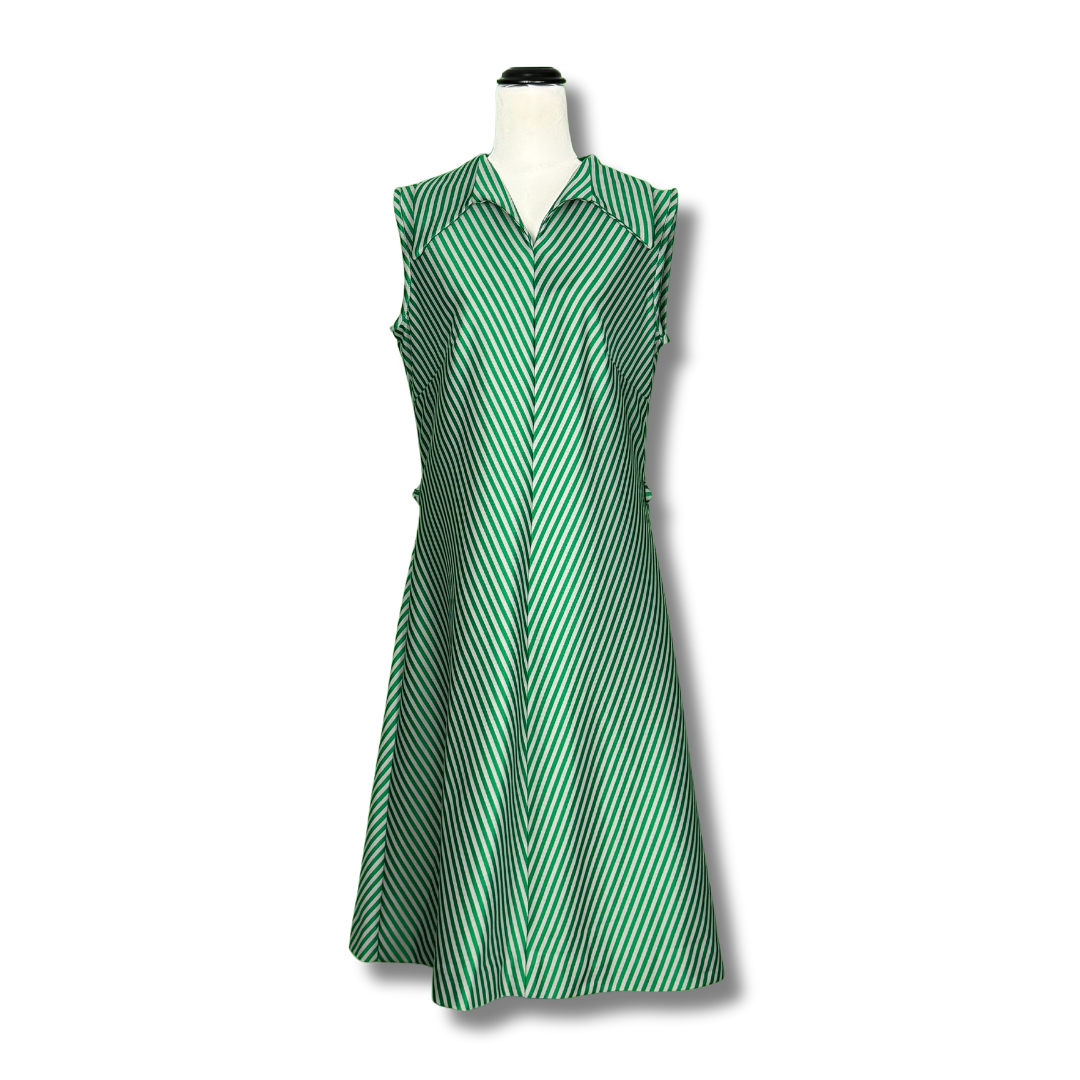Handmade 1970s Green Chevron Dagger Collar Shift Dress