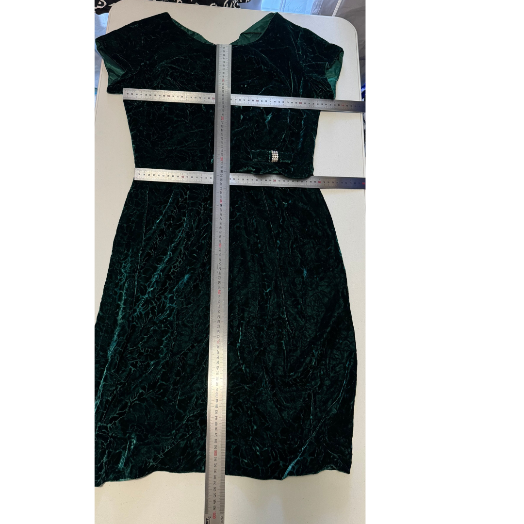 Vintage 50s Emerald Green Dress with Diamantes